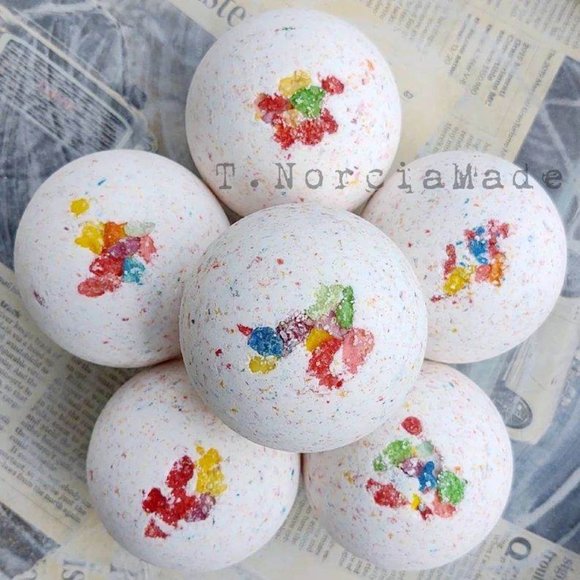 Cereal Killer Bath Bomb: Fruity Pebble - Picture 3 of 4